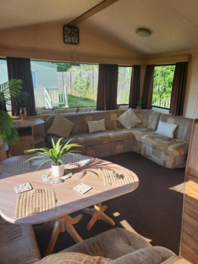 promenade 3mins fantasy island on the beach min 3 nights 6 berth